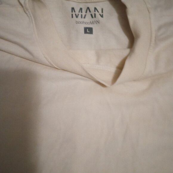 Boohoo Man men's short sleeves t-shirt cream with black marking size L - Picture 3 of 9